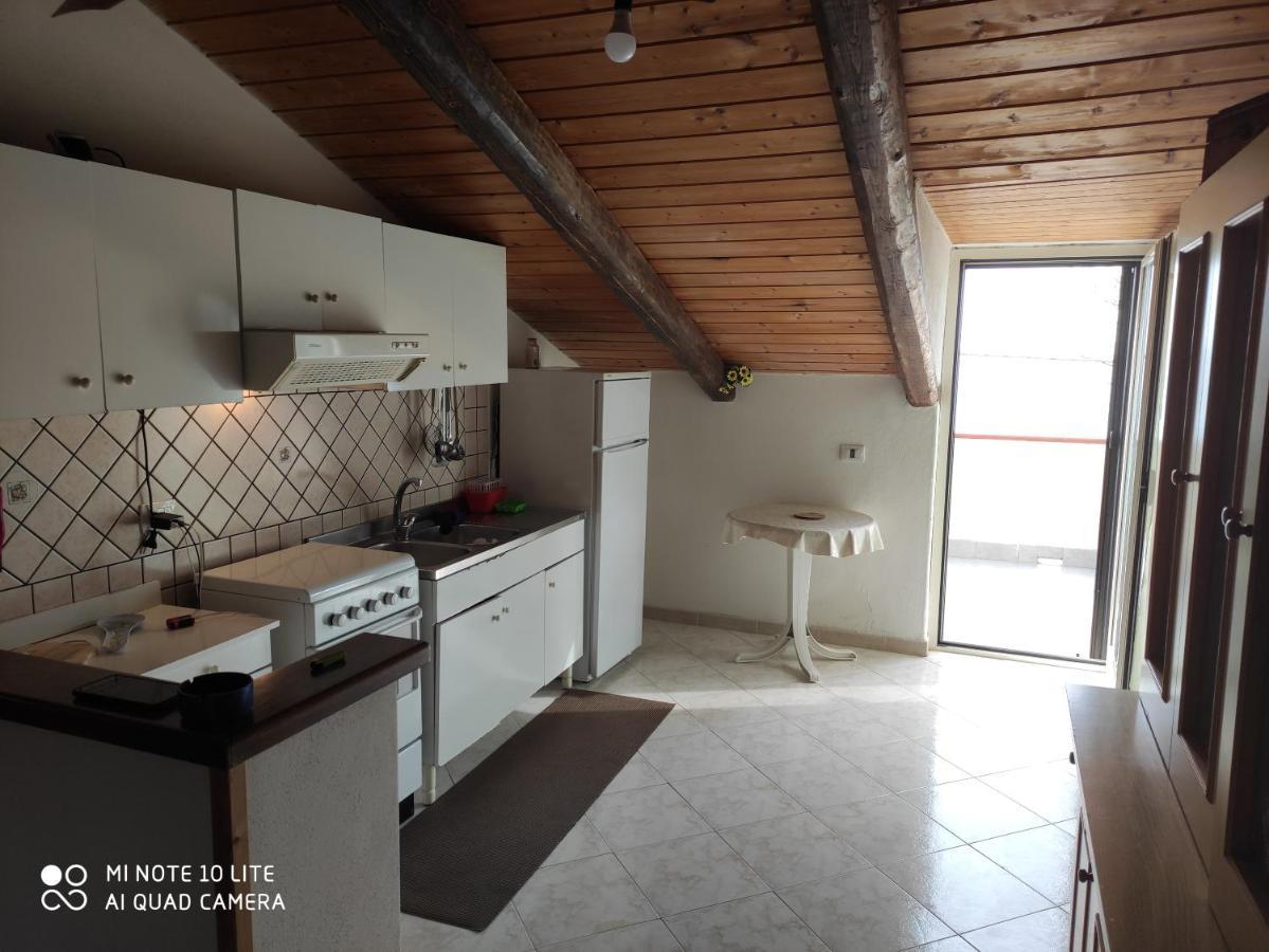 Appartamento Casa Rosa Capitello Esterno foto